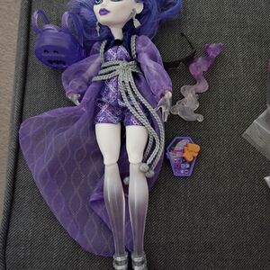 Monster High Spectra Vondergeist Doll
